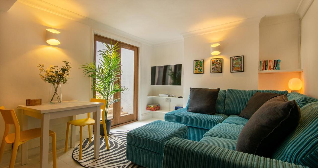 -Newly Refurbished- Stylish Apartment 5 Minutes From Station W Garden Hove Exteriér fotografie