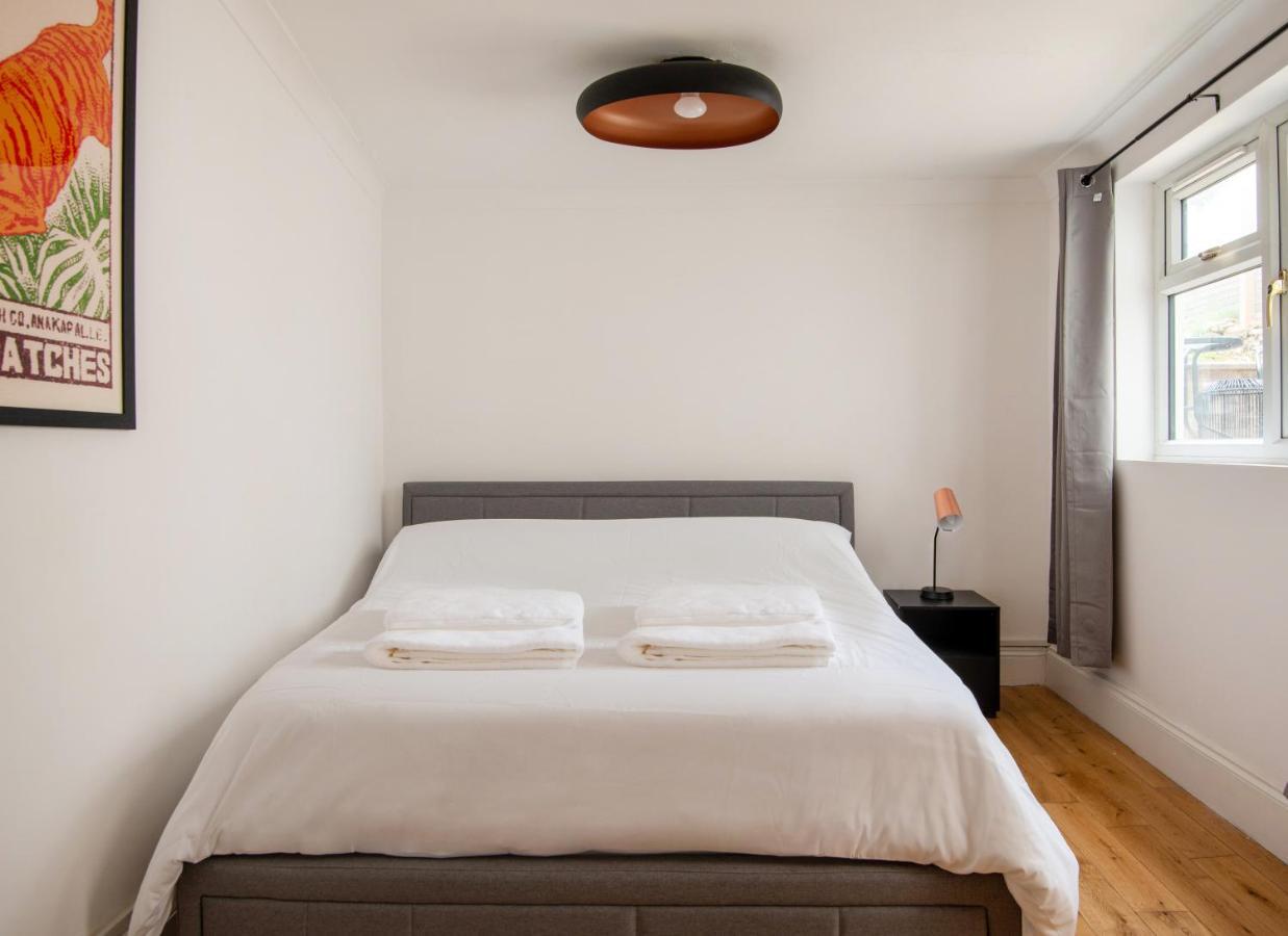 -Newly Refurbished- Stylish Apartment 5 Minutes From Station W Garden Hove Exteriér fotografie