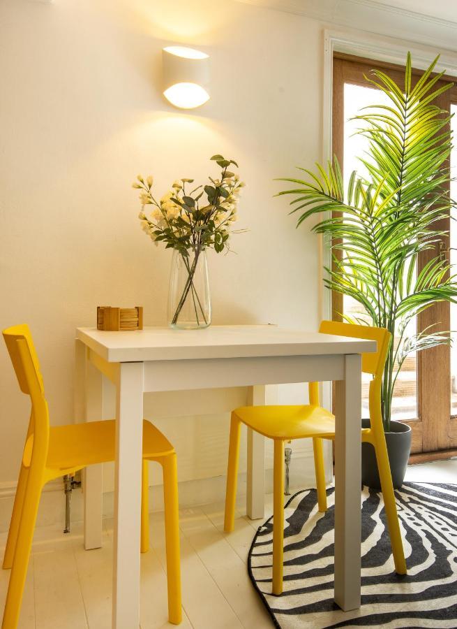 -Newly Refurbished- Stylish Apartment 5 Minutes From Station W Garden Hove Exteriér fotografie